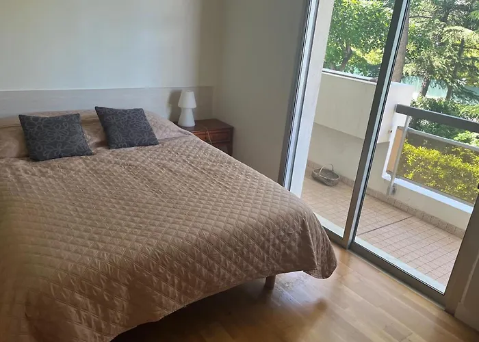 With Pool At 400 Meters From The Sea Apartamento